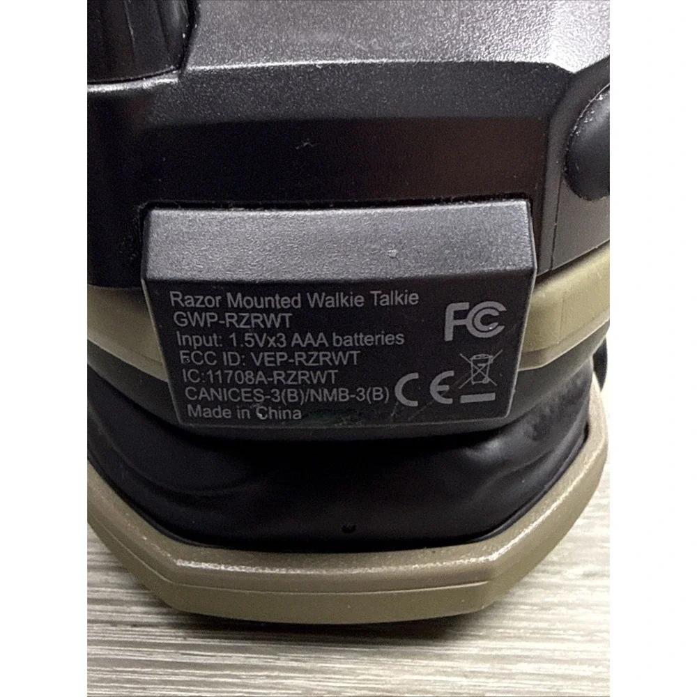 Walker's Razor Slim Electronic Hearing Protection Earmuffs With Attachment